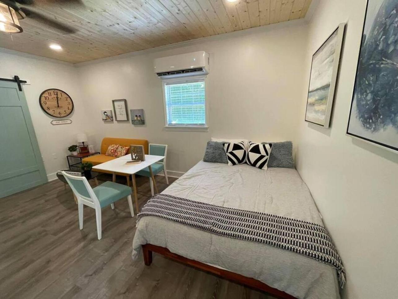 Beautifully Renovated Studio 2 Miles From Marina! Winchester Εξωτερικό φωτογραφία